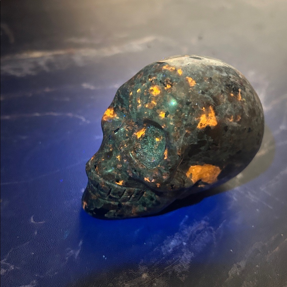 UV Reactive Yooperlite Skull Gemstone for Home or Work Decor